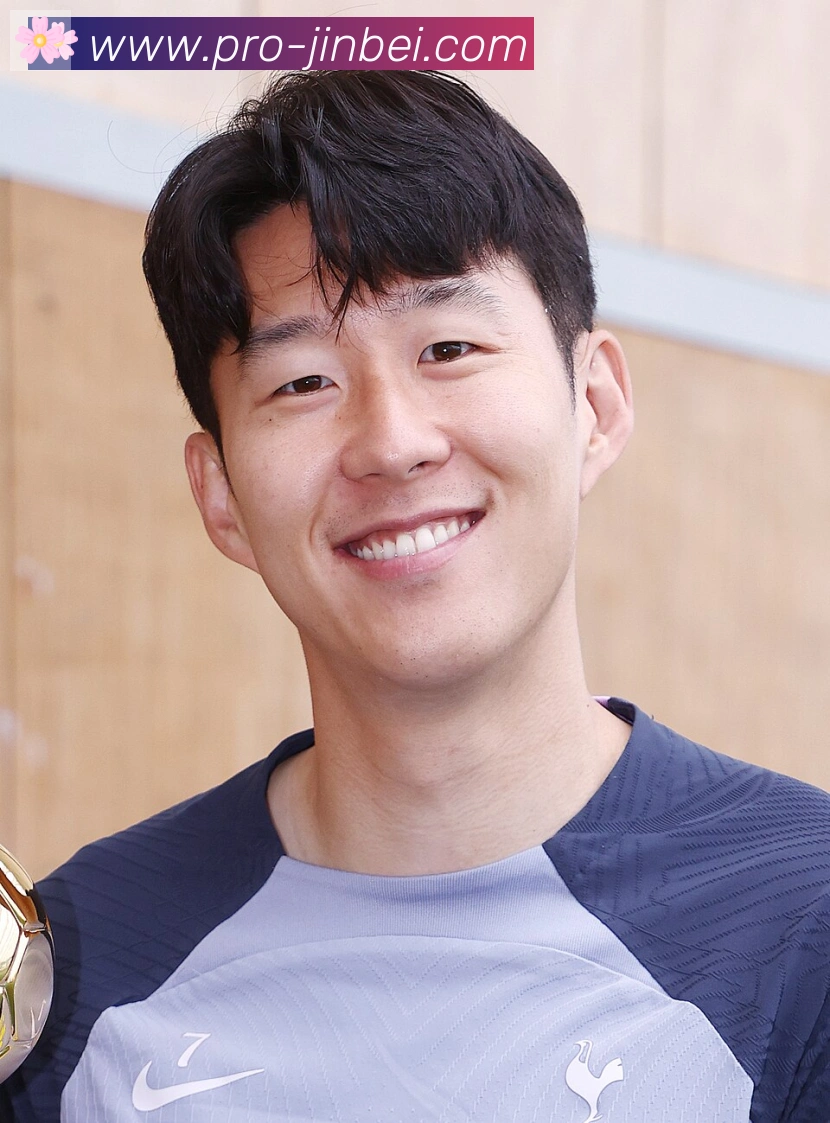 劳塔罗·马丁内斯